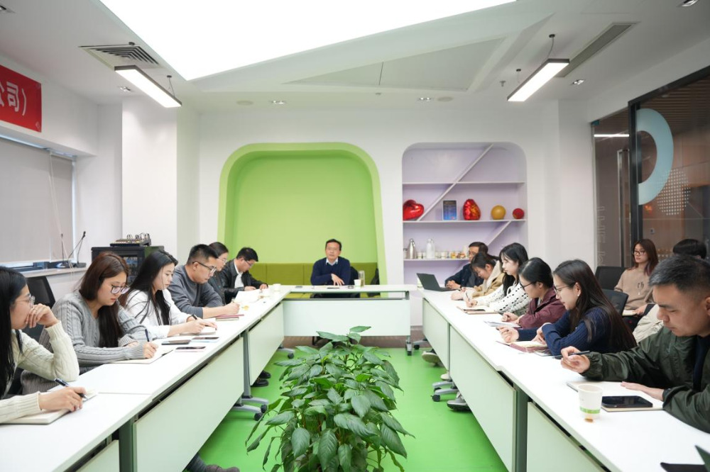 Cultivo diligente y transformación en mariposas | Nanjing Sincere zarpa en su viaje estratégico hacia 2026, fijando un nuevo rumbo para el desarrollo de alta calidad